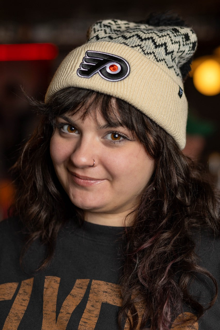 Vintage Philadelphia Flyers Patch Cable Knit Pom Pom Hat Philadelphia Flyers NHL Hockey Pom Pom Knit Beanie Hat Cap  main image 2