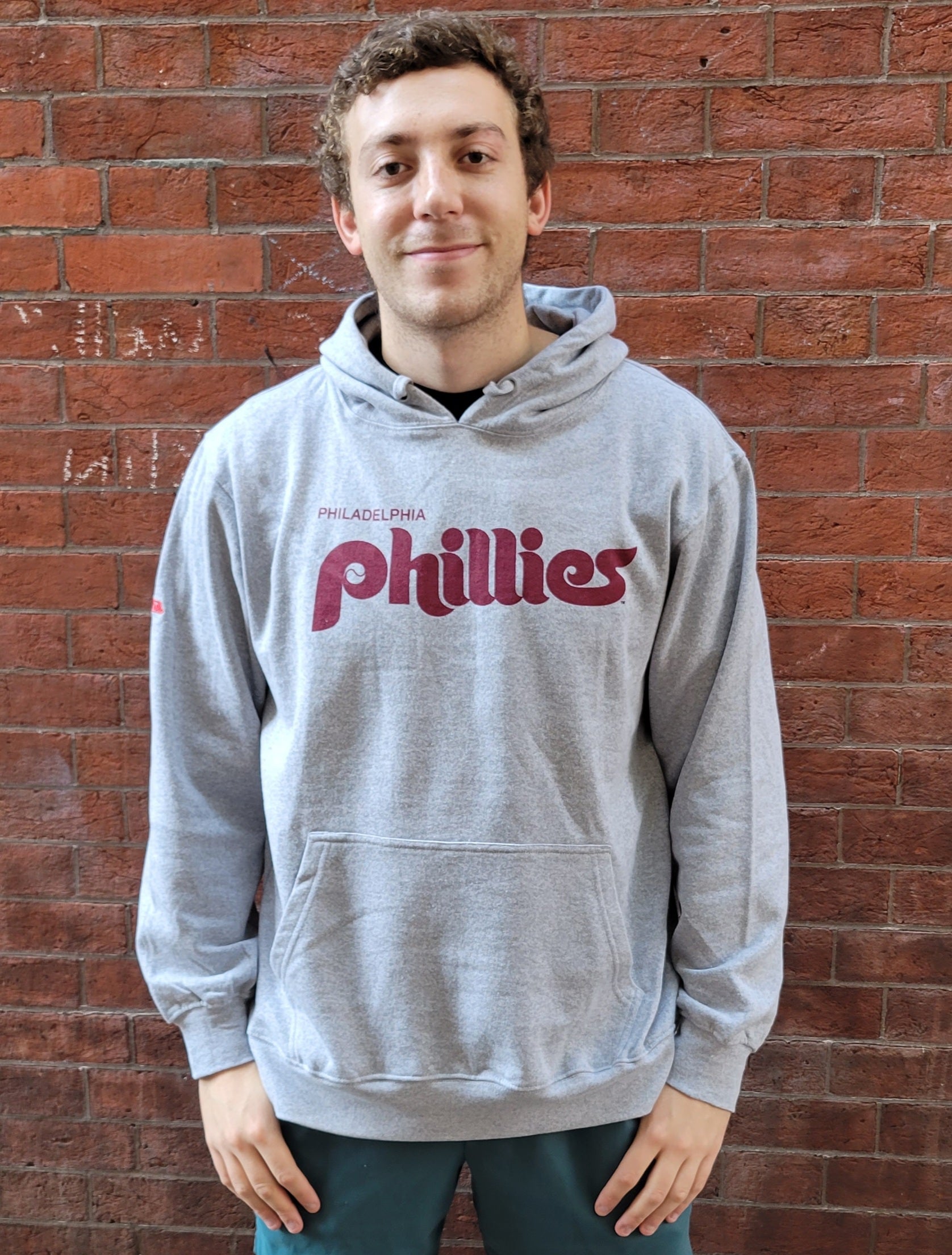 Philadelphia Phillies Stitches Heather Grey throwback hooded sweatshirt
