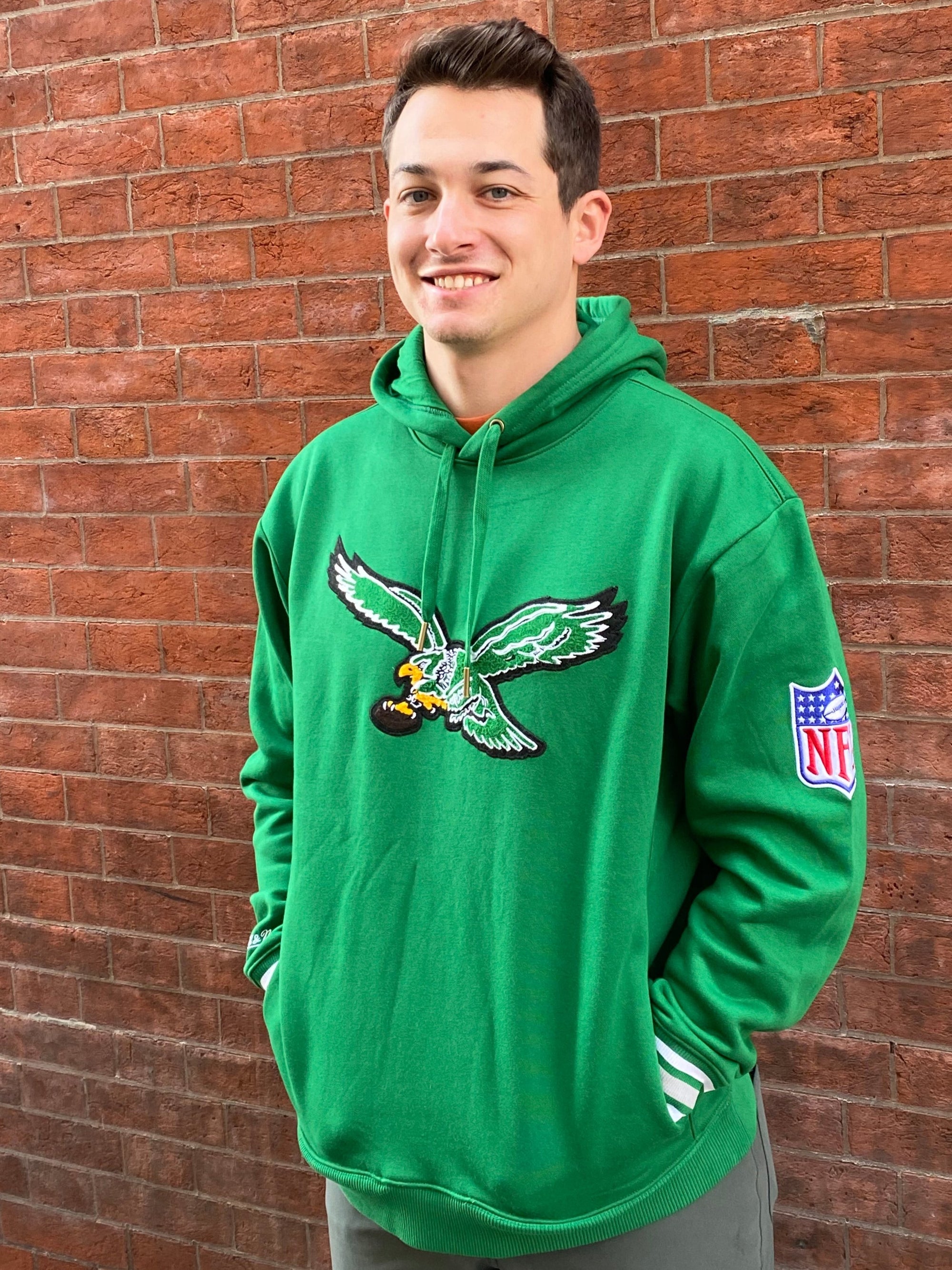 Philadelphia eagles kelly green sweatshirt best sale