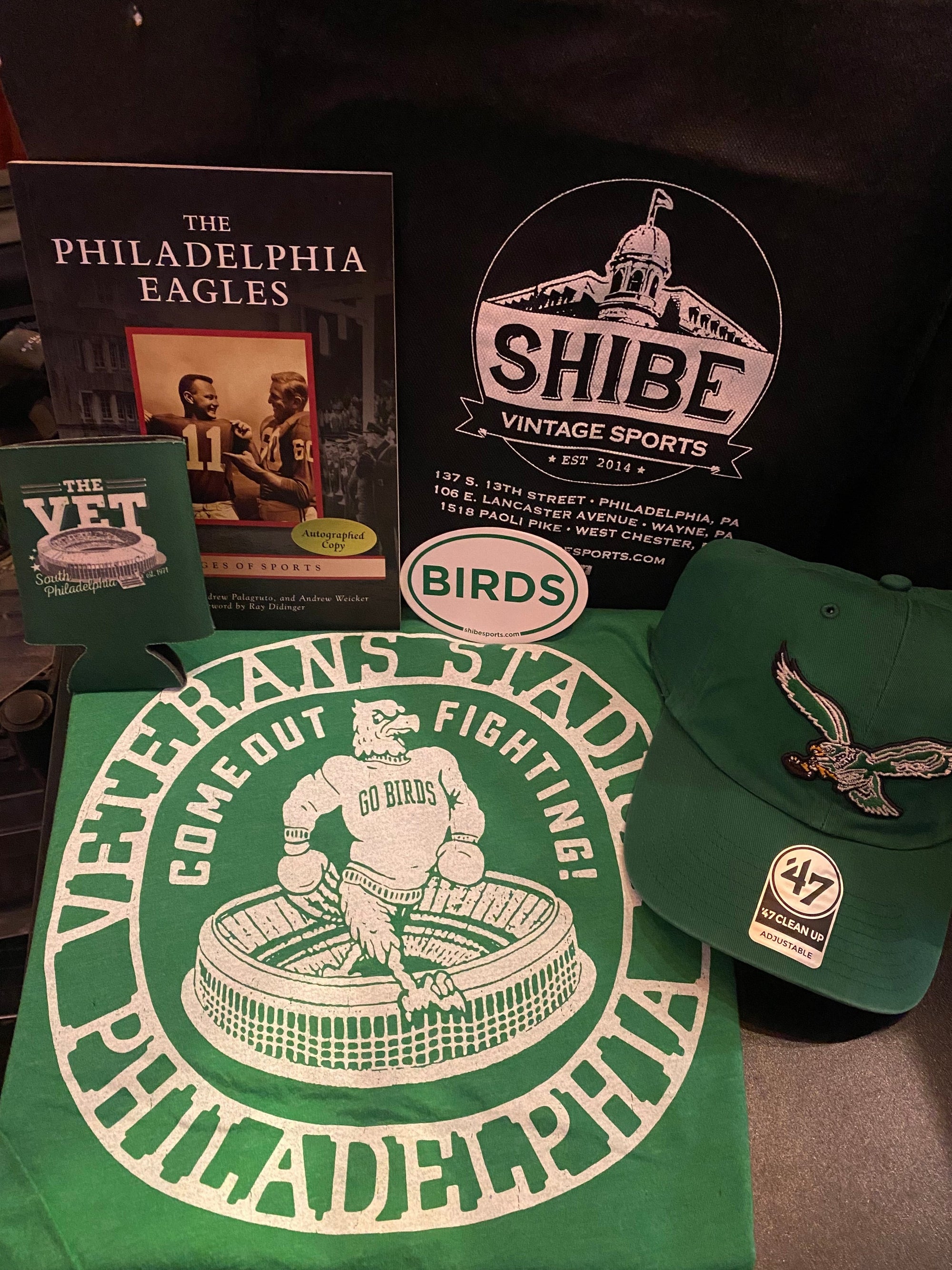 Vintage Philadelphia Eagles (Shirt + Hat + Book) Bundle