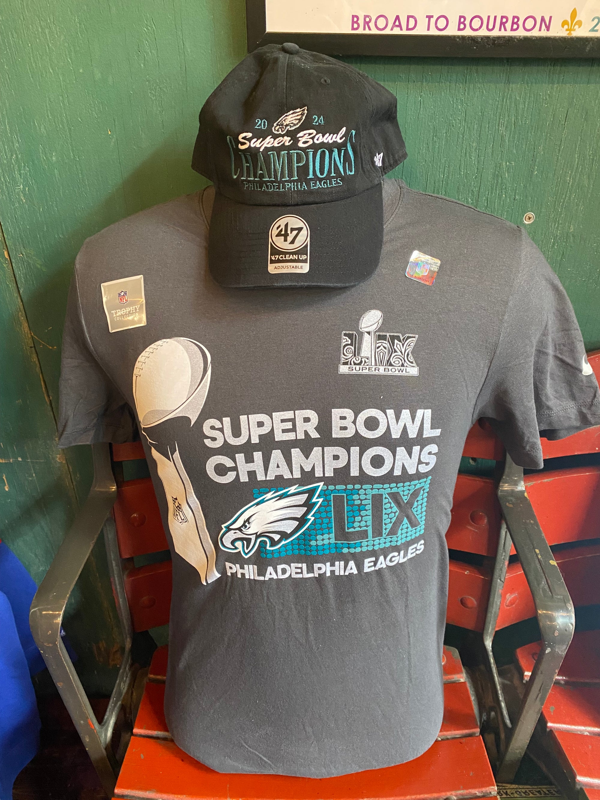 Philadelphia Eagles LIX Champions Shirt + Hat Bundle