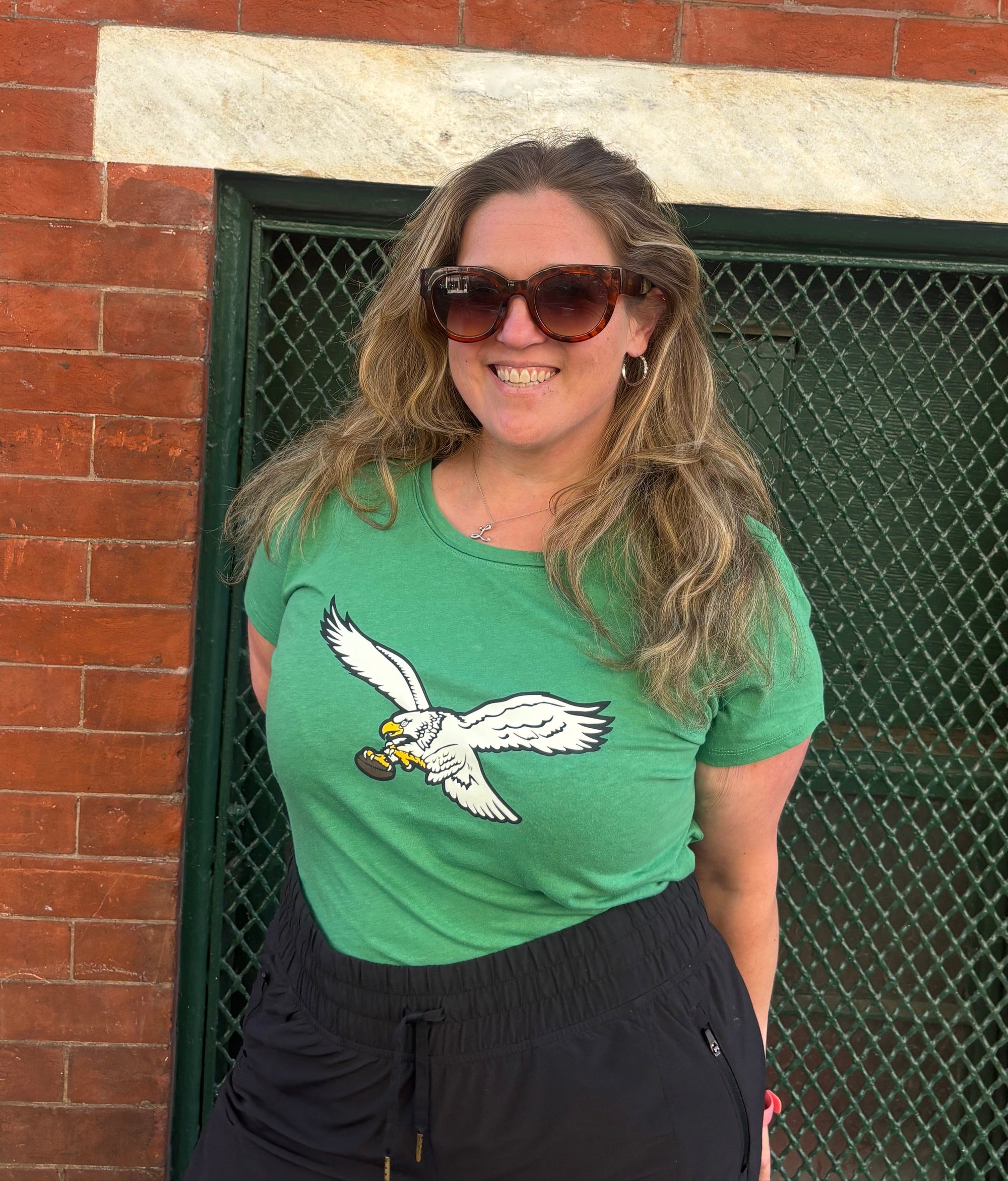 Philadelphia Eagles Historic Orchard Green Imprint Frankie Women's Tee