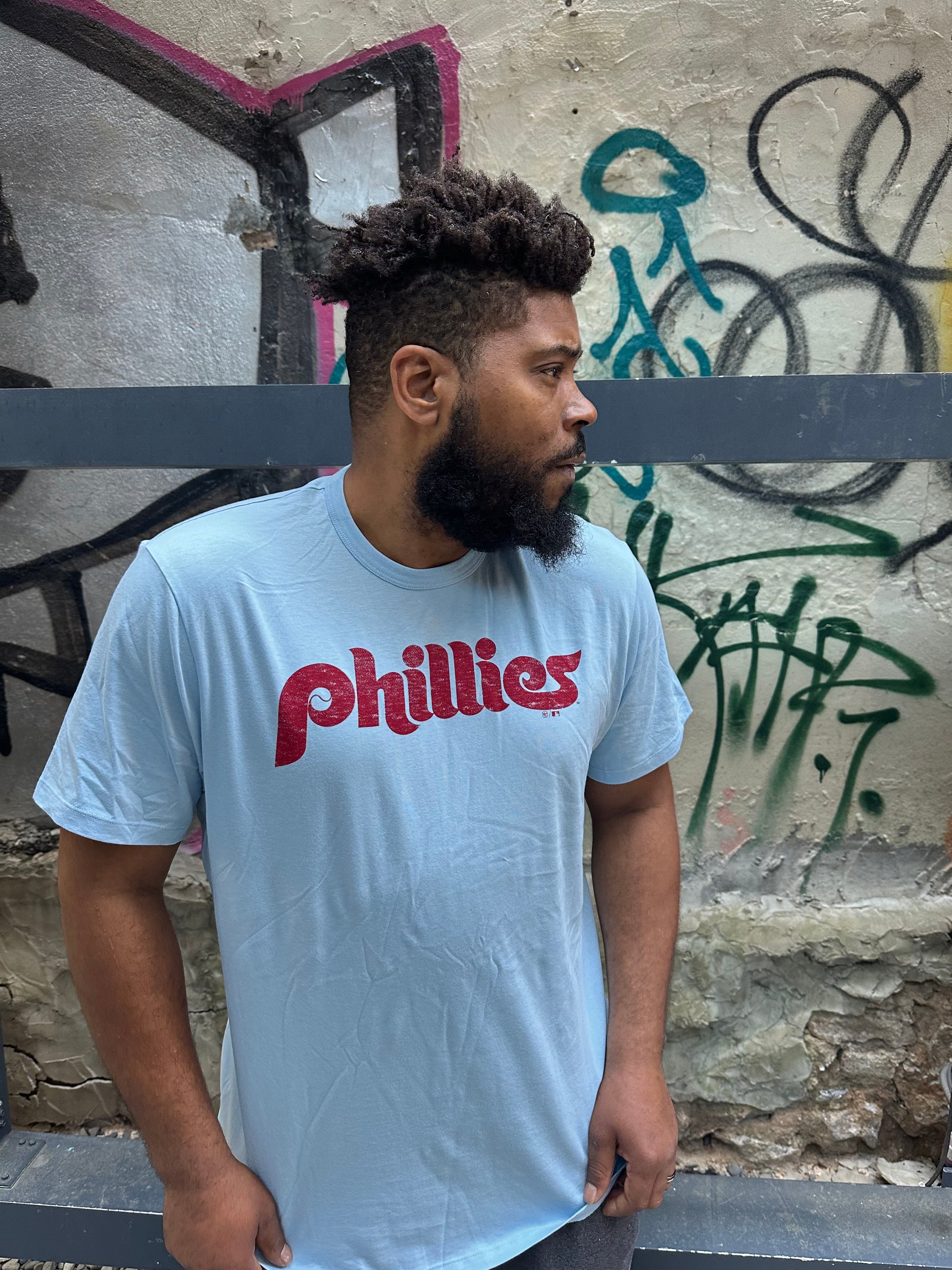 Mitchell and Ness Philadelphia Phillies Throwback T Shirt Size